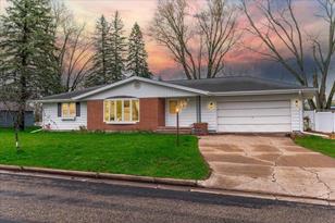 740 Newton St - Photo 22