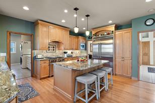 3004 Edgewater Dr - Photo 20