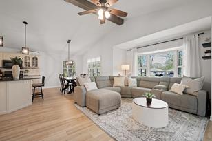 8968 Van Buren St NE - Photo 4