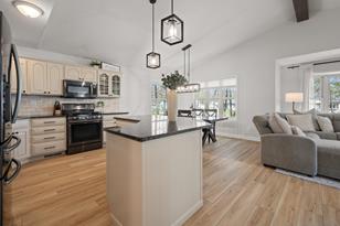 8968 Van Buren St NE - Photo 6