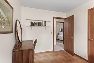 240 Stardust Blvd - Photo 14