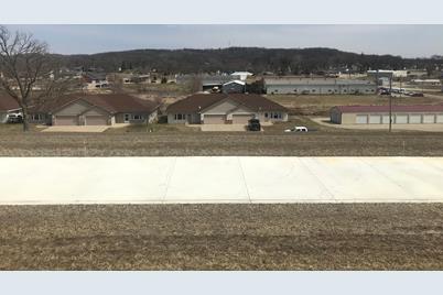 260 Reagan Place NW, Chatfield, MN 55923 - Photo 2