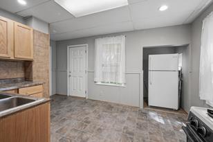 458 Sherburne Ave - Photo 12