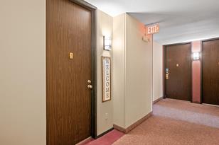 2800 Hamline Ave N - Photo 4