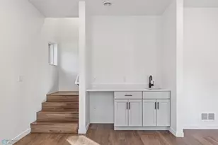502 8th St S, Fargo,  58103 - Photo 14