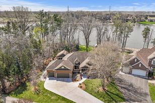 3327 Twin Lake Ct - Photo 58