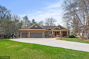3327 Twin Lake Ct - Photo 4