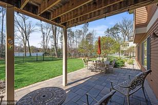 3327 Twin Lake Ct - Photo 48