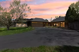 2179 River Rd S, Saint Mary's Point, MN 55043 - Photo 2