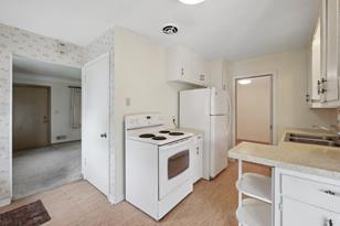 365 County Road B W - Photo 4