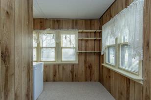 321 E 7th St - Photo 32