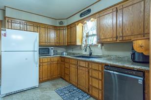 321 E 7th St - Photo 14