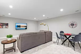 636 Parkside Ct, Eagan, MN 55123 - Photo 24