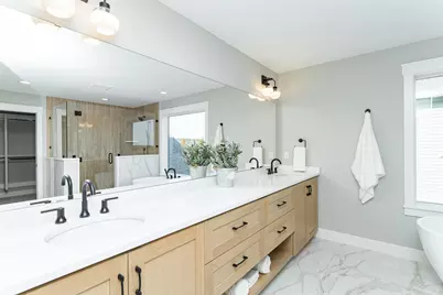 2630 Scenic Point Drive SW, Rochester, MN 55902 - Photo 26