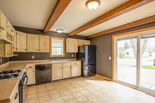707 14 St NW - Photo 4