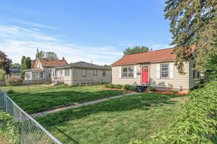 2634 Madison Street NE - Photo 4