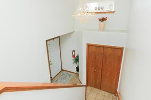 910 41st Ave S - Photo 4