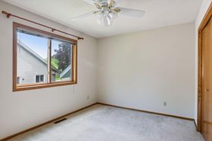 5861 Fernwood St - Photo 18