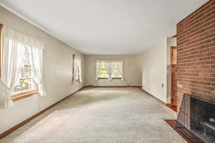 1774 Hampshire Ave - Photo 8