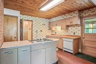 1774 Hampshire Ave - Photo 16