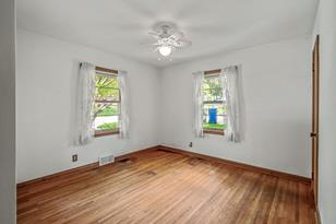 1774 Hampshire Ave - Photo 28