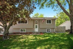 301 Oriole Ave S - Photo 38