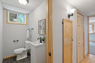 301 Oriole Ave S - Photo 34