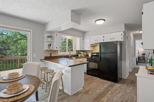 301 Oriole Ave S - Photo 6