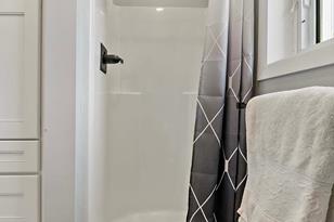 1320 11th Ave NE - Photo 18