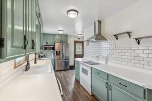2210 Spruce Pl - Photo 14