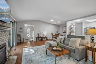 981 Zanzibar Ln N - Photo 10