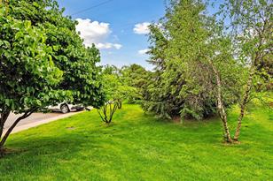1240 County Rd D E - Photo 4