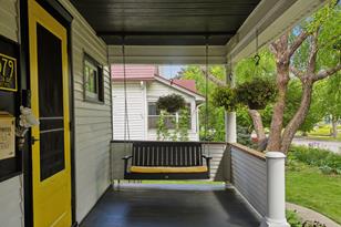 1379 Breda Ave - Photo 4