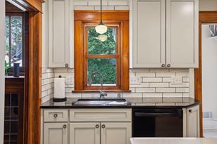 1379 Breda Ave - Photo 20