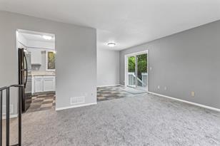 1222 Hazel St N - Photo 4