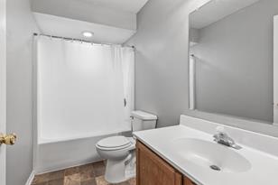 1222 Hazel St N - Photo 6