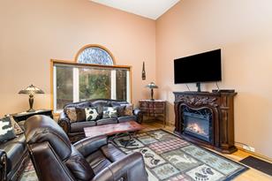 8926 Waconia St NE - Photo 10