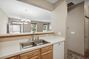 1029 Newport Ave - Photo 8