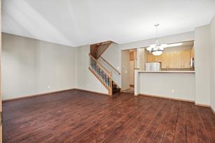 1029 Newport Ave - Photo 4