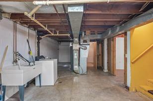 5839 Quebec Ave N - Photo 32