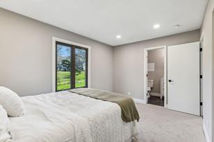 10890 Northmark Dr - Photo 14