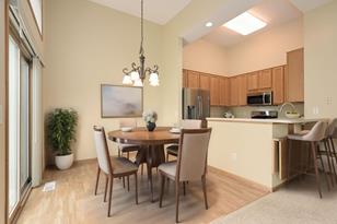 6835 Christian Curv, Saint Paul MN  55125-6738 exterior