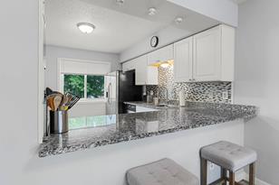 605 Belland Ave - Photo 14