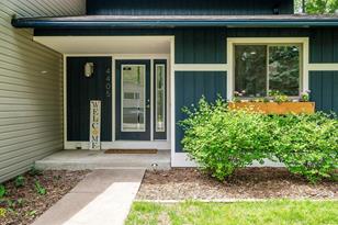 4405 Jonquil Ln N - Photo 4