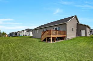 3075 12th Ave N - Photo 6