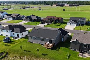 3075 12th Ave N - Photo 8