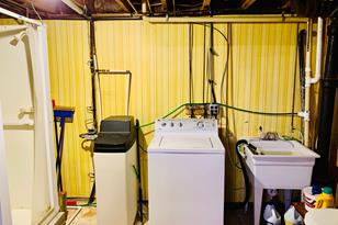 604 4th St NE - Photo 50