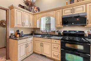 49188 Amble Ave - Photo 8