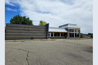 1611 Highway 12 E, Willmar, MN 56201 - Photo 4