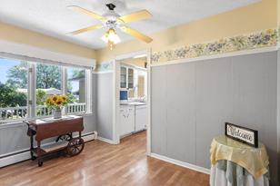 2021 Glenwood Dr NE - Photo 14